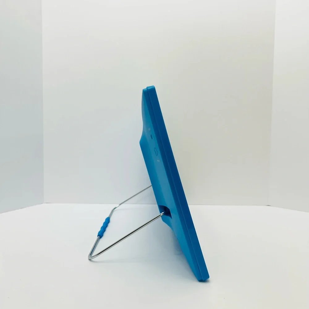 All-in-One 18.5” Desktop Mini